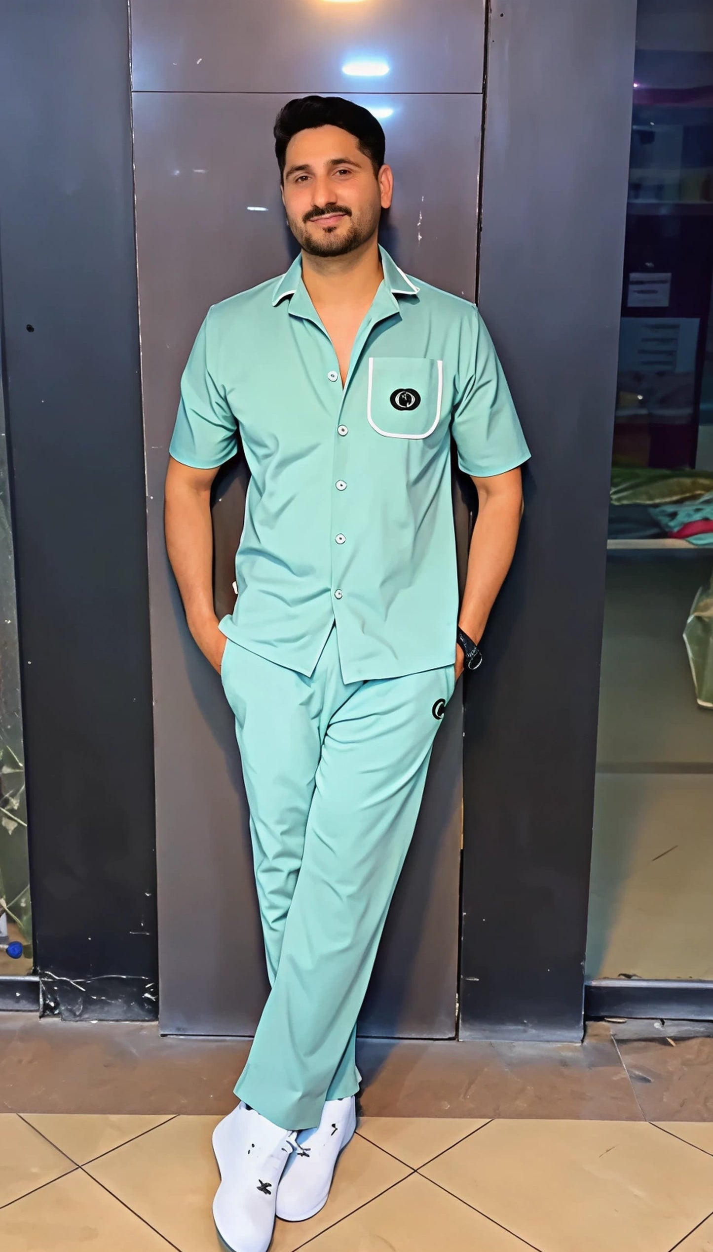 Q-02 Skyline Co-Ord – Smooth & Sleek