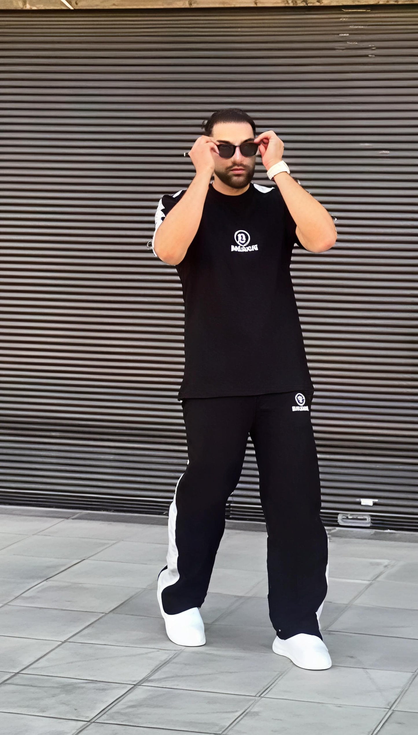 Q-08 Shadow Strike Set – Monochrome Edition